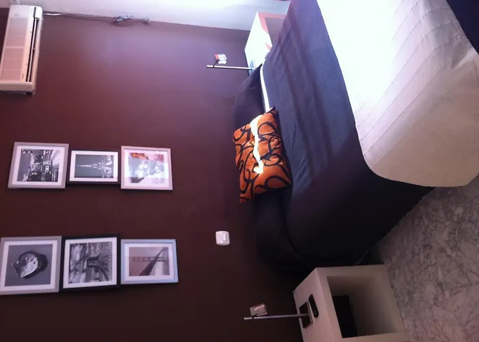 Neptuno Vendégház Caces